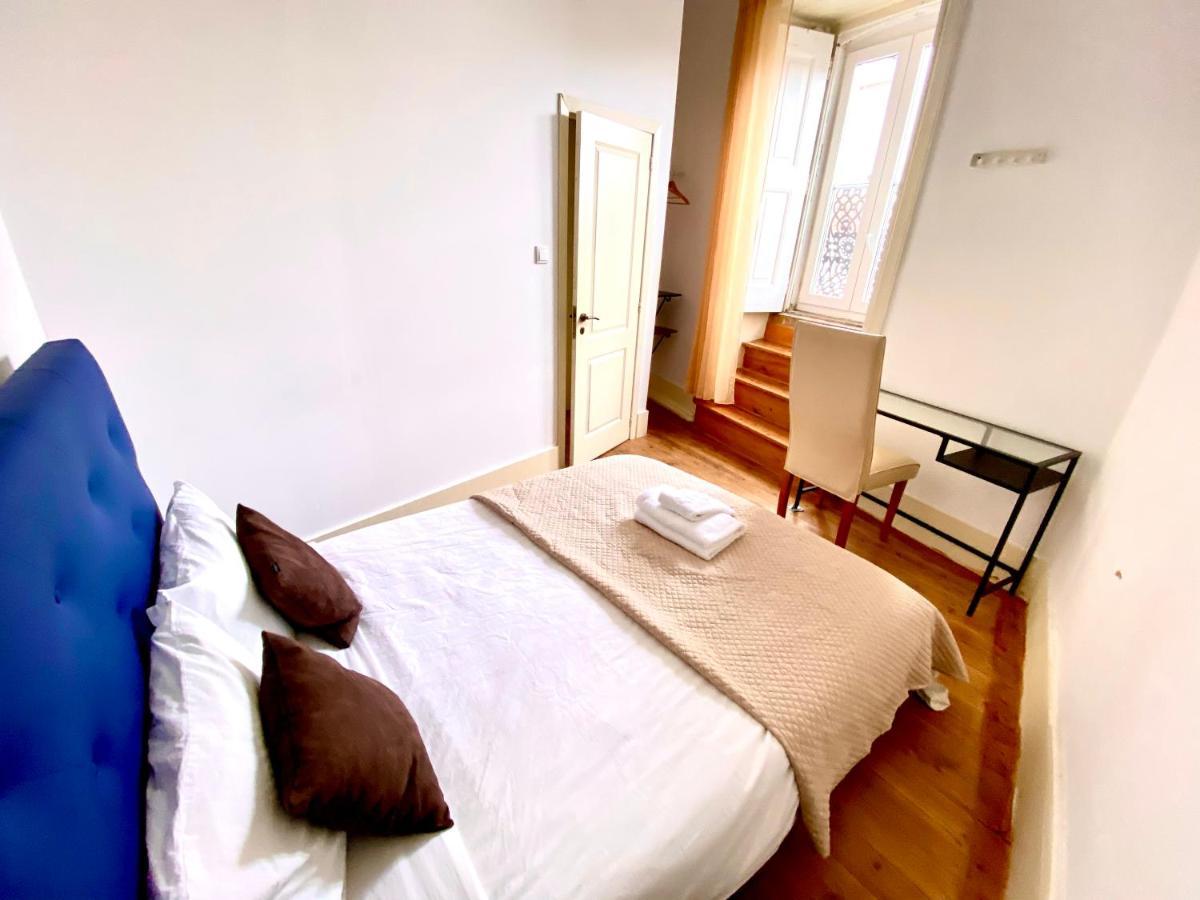 Nature Chiado 2- Cozy Little Double Room With Shared Bathroom 리스본 외부 사진